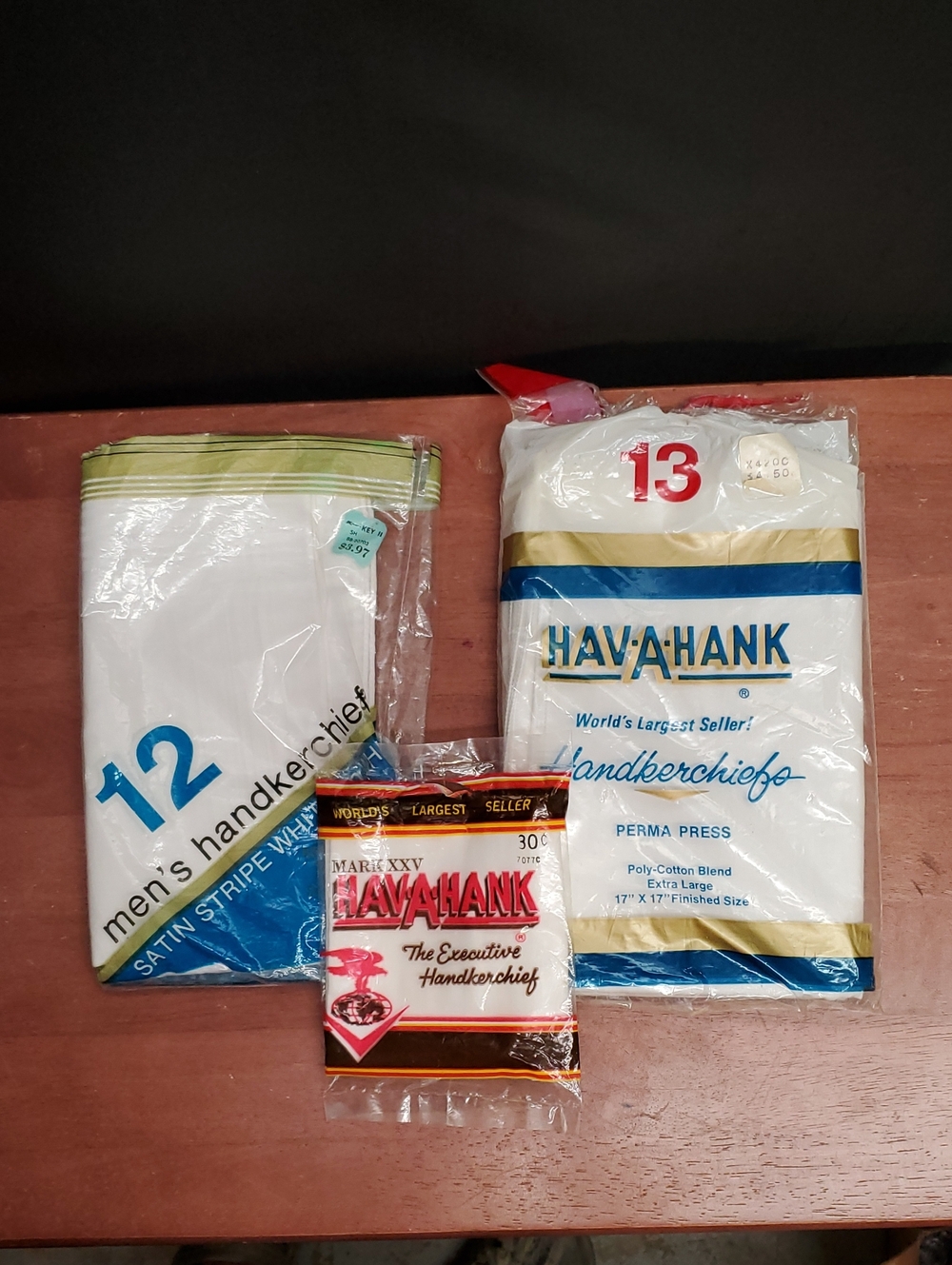 Vintage Hav-A-Hank White Men's Handkerchiefs Bundle with 12 Total.